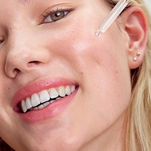 Sante Naturkosmetik Siero cosmetico naturale Bio Rose & Squalan, cura nutriente immediata lenita,pelle rigenerata una sensazione morbida sulla pelle, vegano, protezione intensa, olio in siero, 30 ml